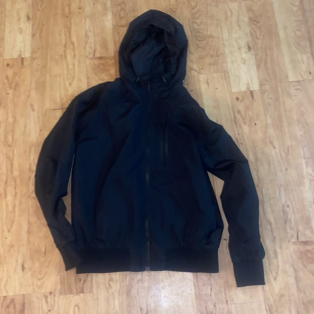 size small black windbreaker